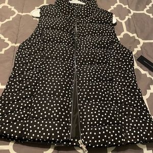 Tommy Hilfiger black and white puffer vest